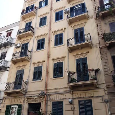 アパート Olivuzza